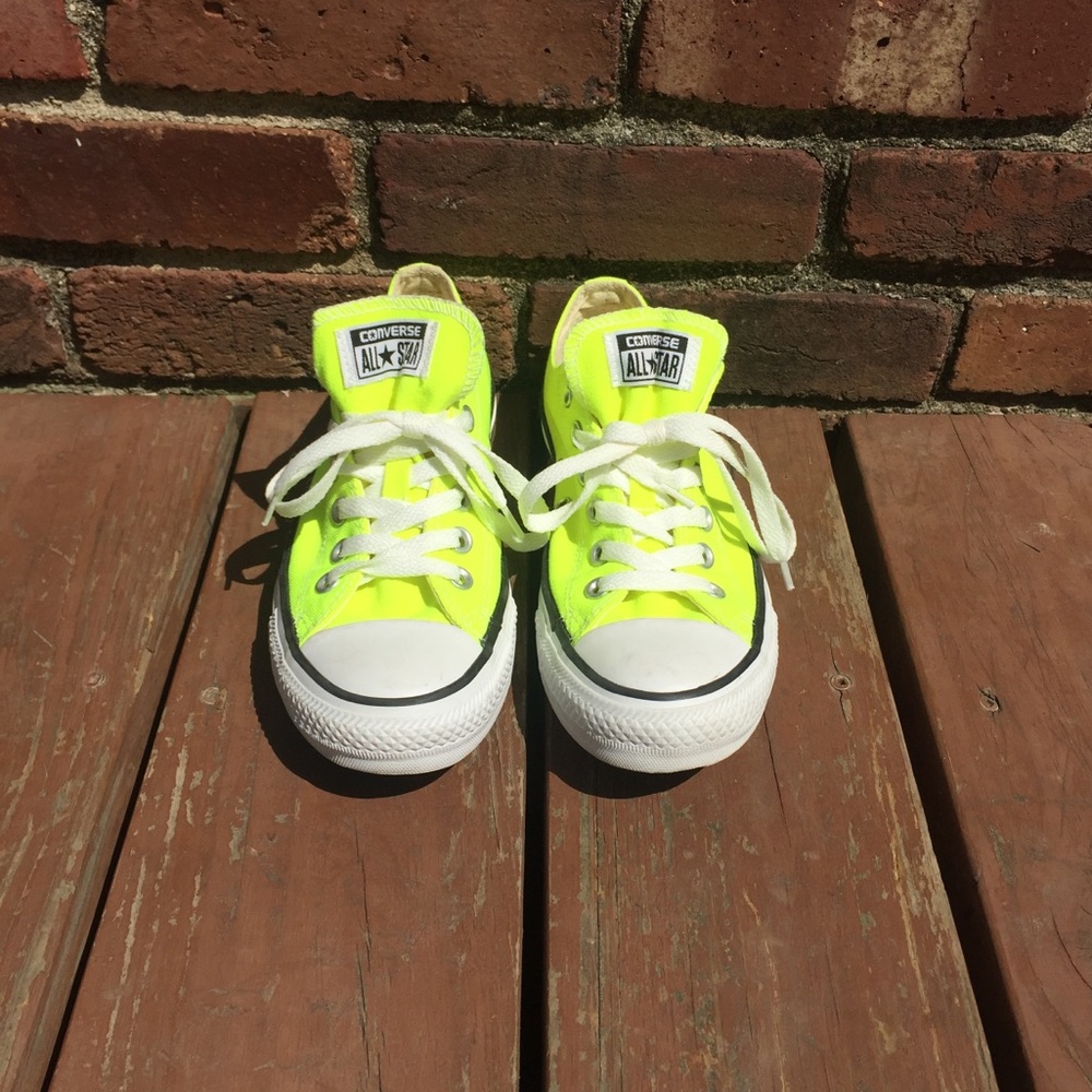 Highlighter Yellow Converse